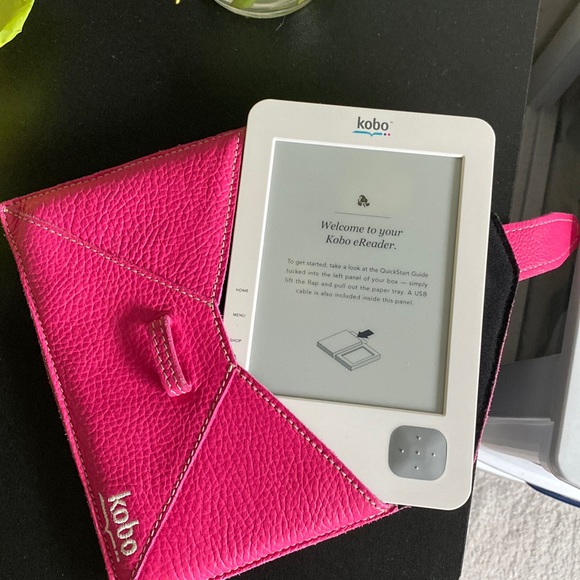 Roots Accessories - Kobo With Roots Case